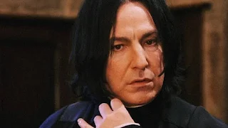 Os filmes de Harry Potter tentaram consertar Snape mudando os livros