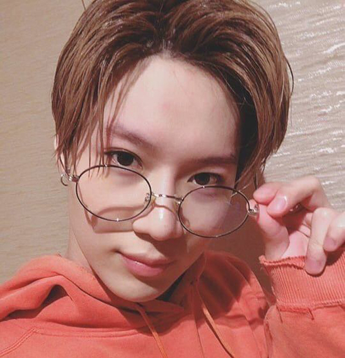 D編集長の裏ブログ Shineeテミンのセルカの発展