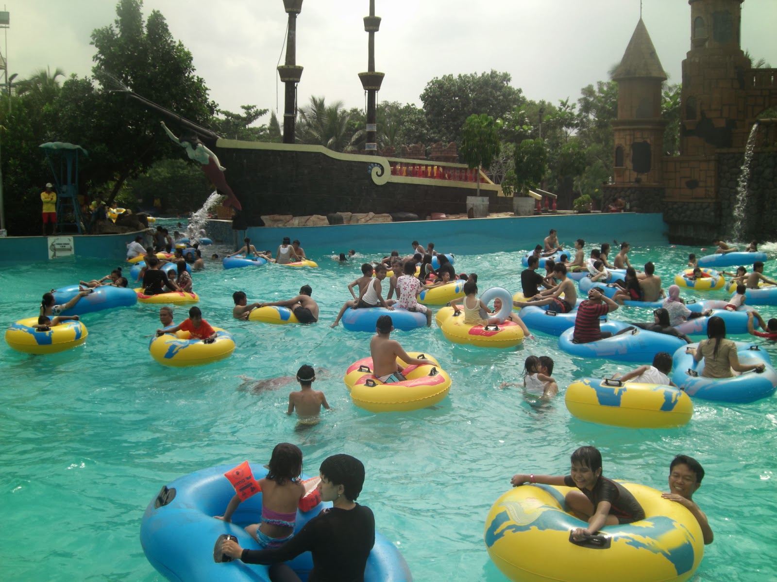 Pleasant Tourist Spot: Ocean Park, BSD City