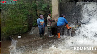 Lestarikan Sungai Cidurian Bersih, Satgas Sektor 22 Sub 02 Bersihkan Sampahnya