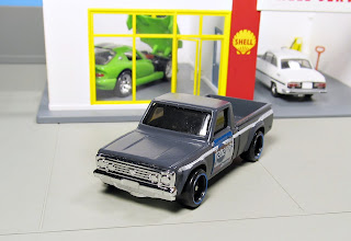 Hot Wheels REPU mazda pickup