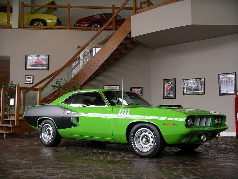 The site showcases the large range of classic muscle cars