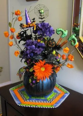 halloween floral arrangement with table topper