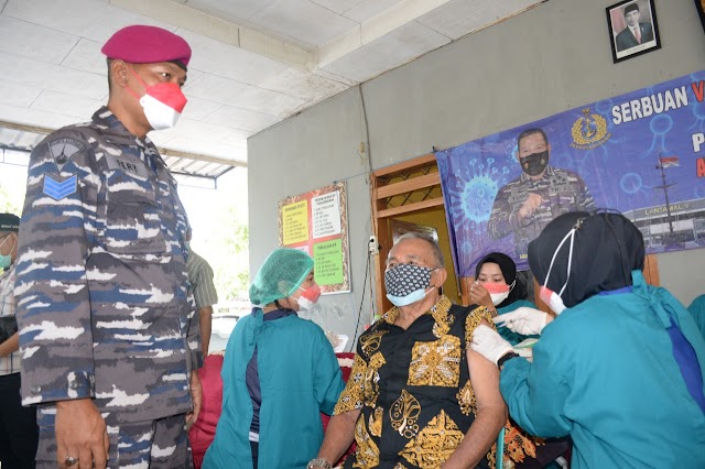 Peringati Hari Kemerdekaan RI, TNI AL Terus Gelar Serbuan Vaksinasi di Kabupaten Sidoarjo