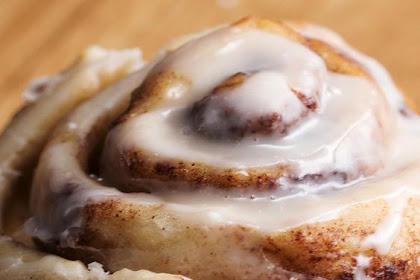 The Best Ever Vegan Cinnamon Rolls