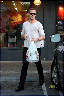 Ryan Gosling Hot Photo