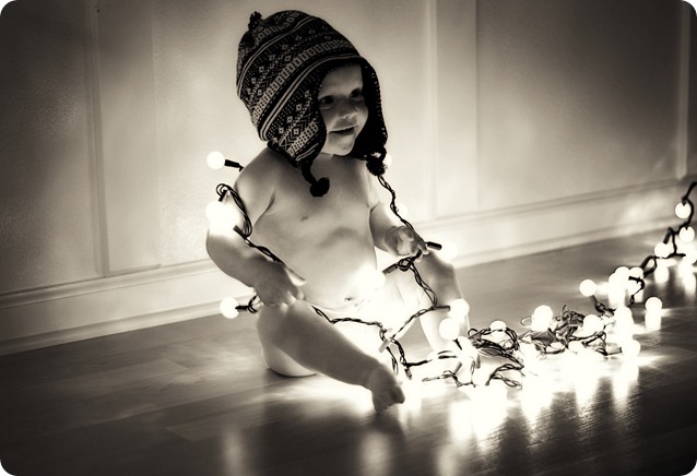 Maddox Christmas lights-28 3