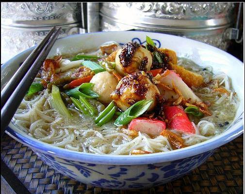 BIHUN SUP TUMIS HIDANGAN SESUAI SEISI KELUARGA - Dari 