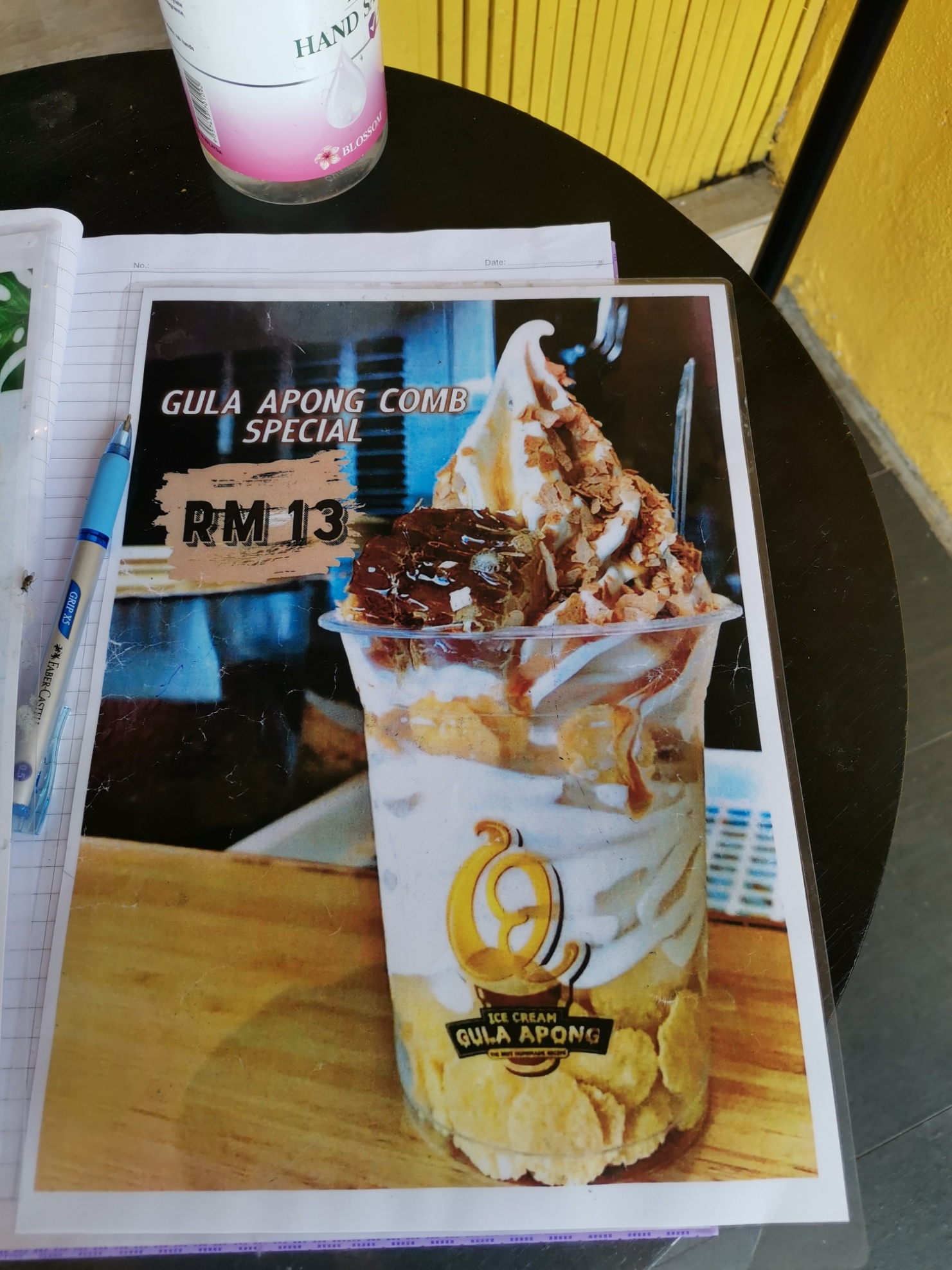 Q Ice Cream Gula Apong Sarawak No 1 Ice Cream Ako Tetap Ako
