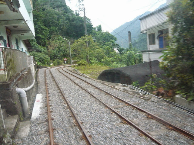 台北- 宜蘭之旅 (Taipei - Yilan Trip) 2009 - 烏來台車 (Wulai Log Cart)