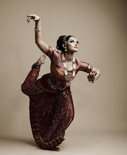 shobana dance