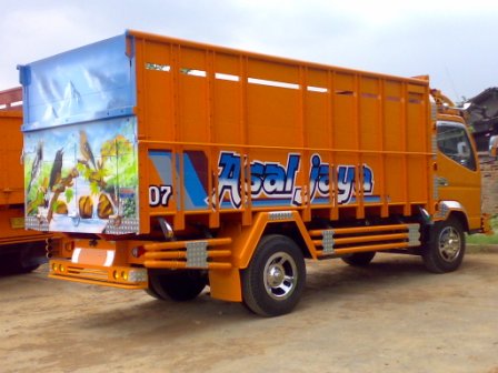 OTOMOTIF TRUCK  MODIFIKASI 