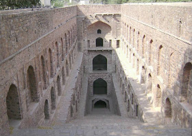 The dired bottom of the Baoli