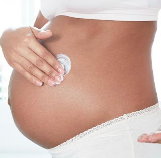 Pregnancy Stretch Mark Removal Oil: Nurturing Your Skin During the Journey 