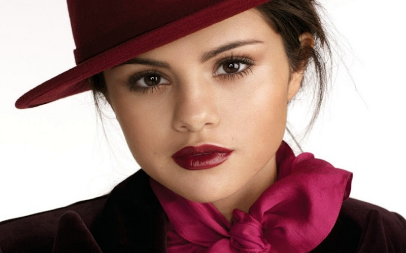 Selena Gomez Widescreen HD Wallpaper 10