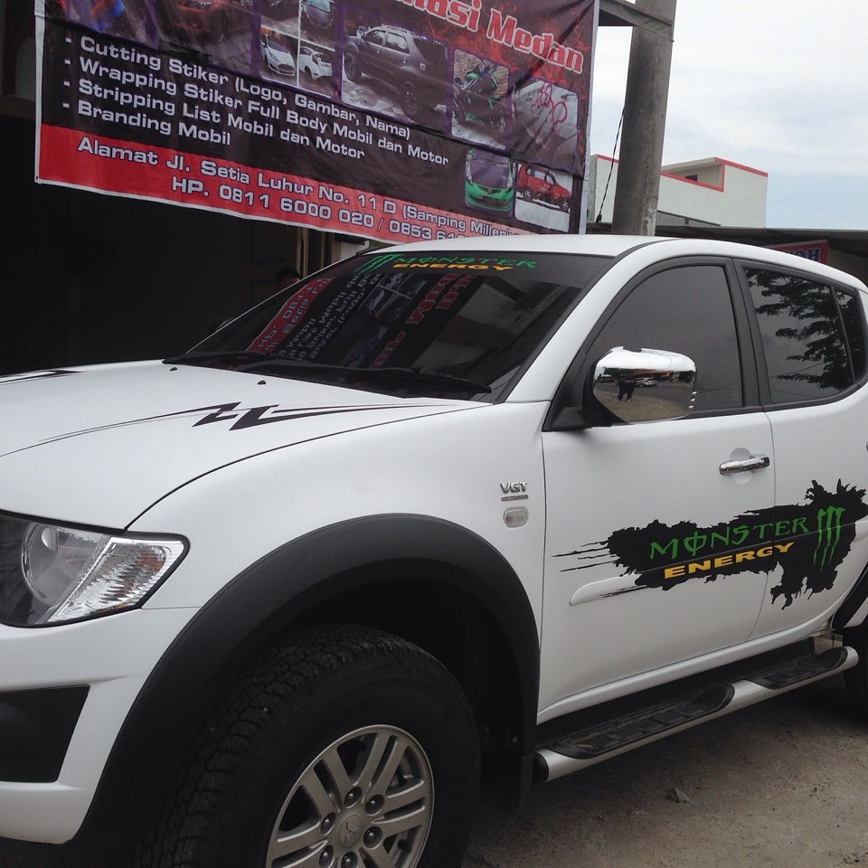 wrapping ,cutting stiker & branding mobil n motor: wrapping full doff