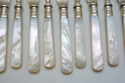 VINTAGE 12 p STERLING SILVER MOUNTED MOTHER OF PEARL DESSERT CUTLERY SHEFFIELD