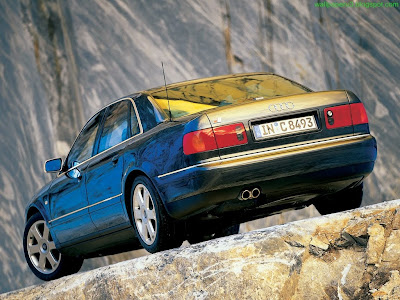 Audi S8 Standard Resolution wallpaper 3