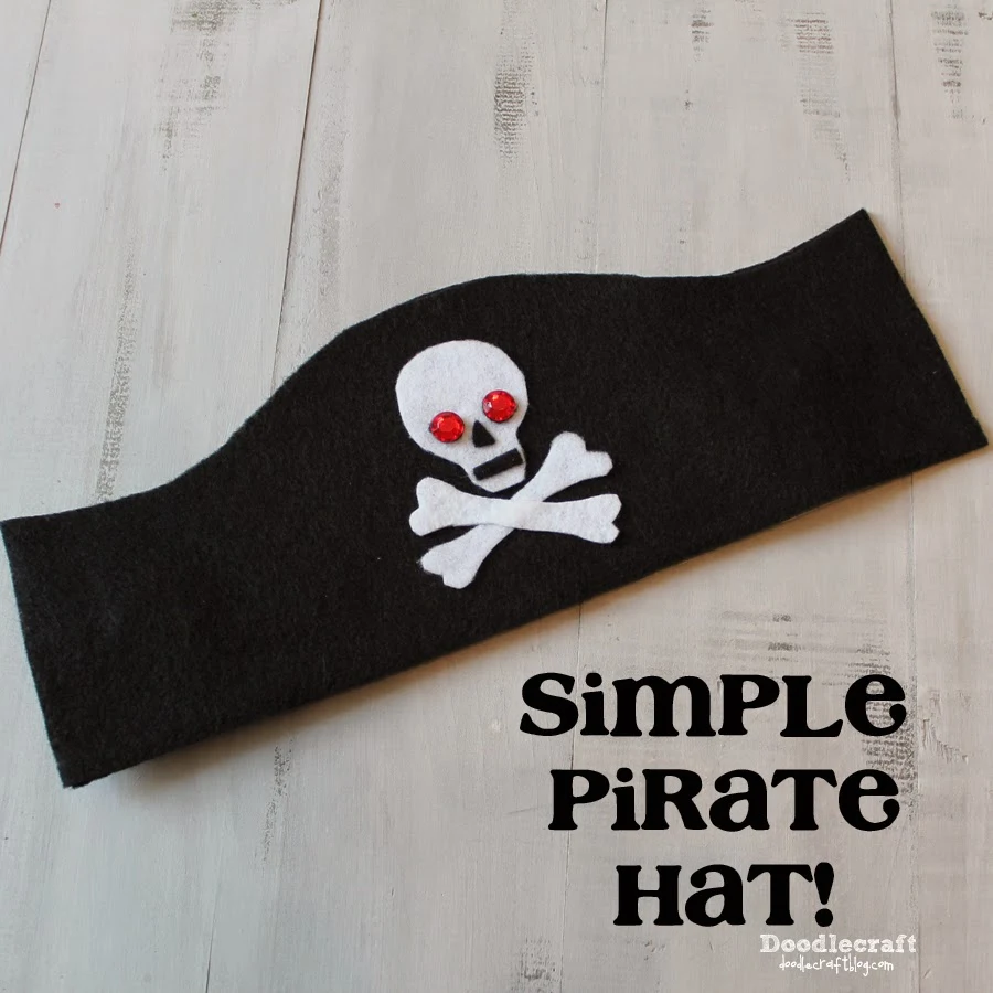 http://www.doodlecraftblog.com/2014/09/simple-pirate-costumes.html