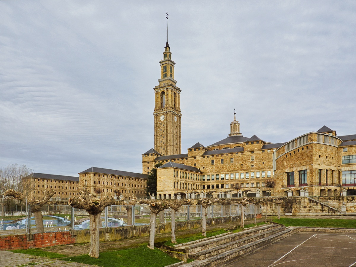 Universidad Laboral de Gijón