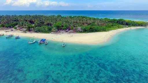 Gili Labak