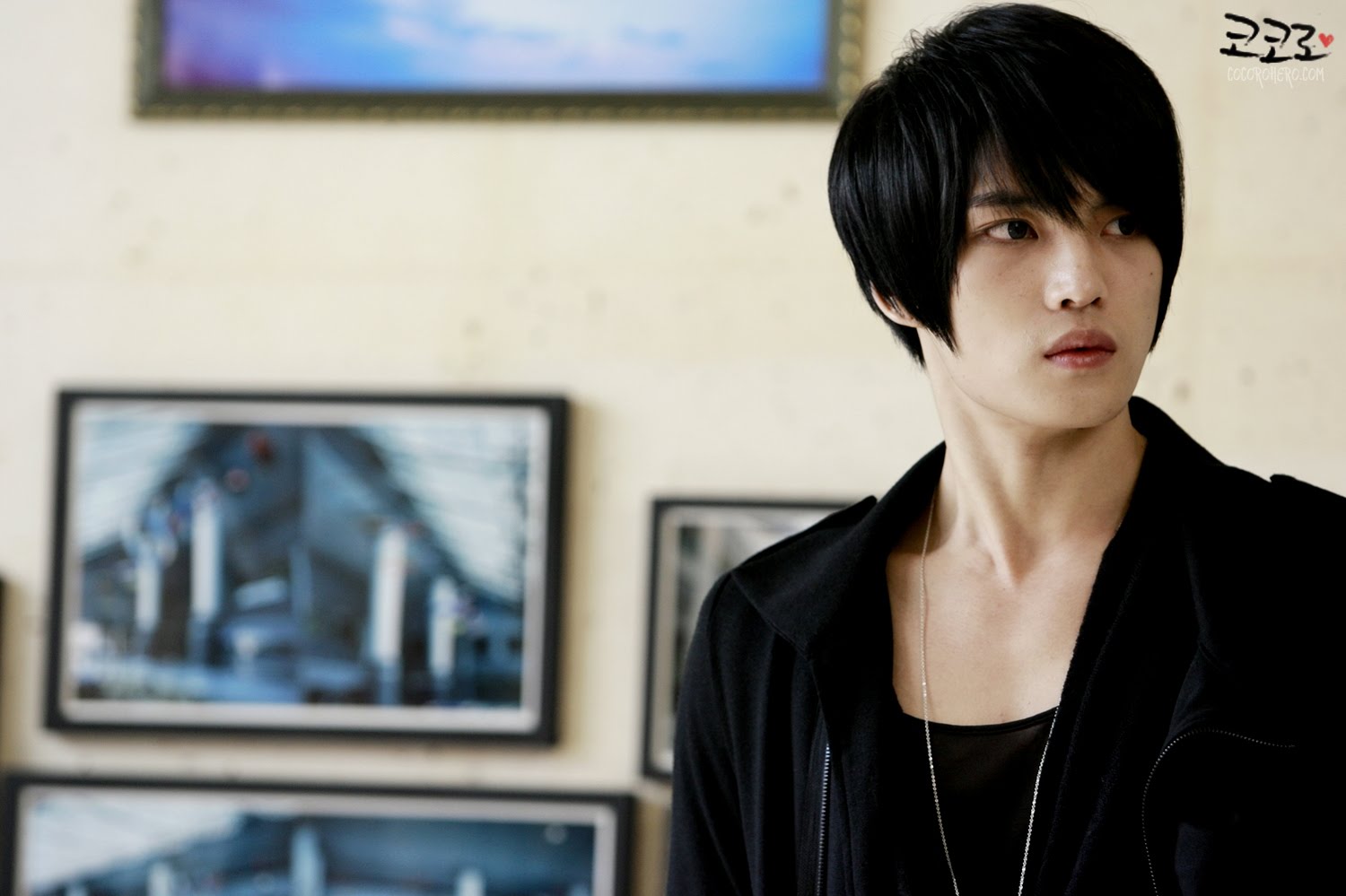 Reality Wallpapers: hero jaejoong wallpaper