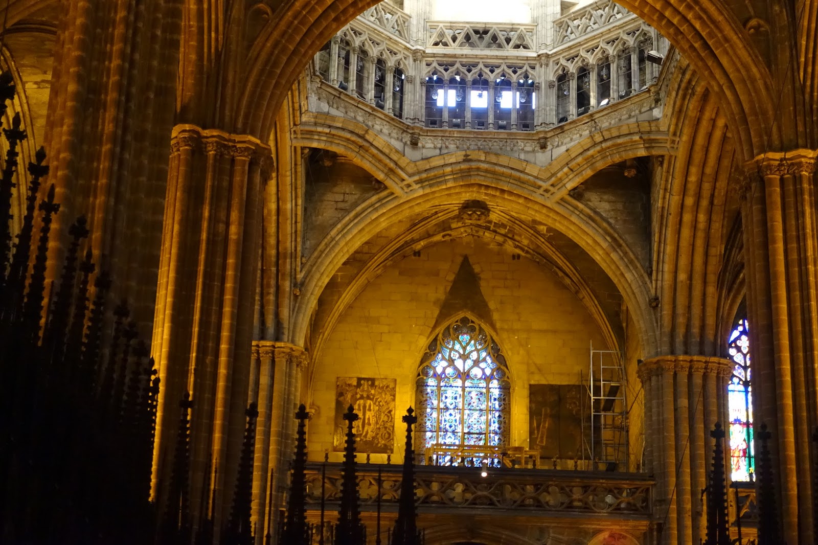 サンタ・クレウ・イ・サンタ・エウラリア大聖堂（La Catedral de la Santa Creu i Santa Eulàlia）