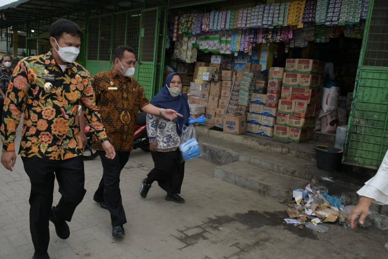 Tinjau Pasar Rakyat, Sorot Beberapa Aspek, Ini Aspek Yang Menjadi Perhatian Wabup Sergai