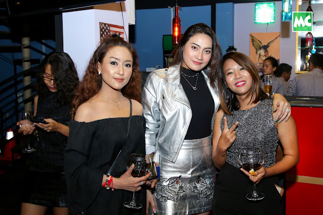 "Friends Way Bar & Lounge" ဖြင့္ပြဲ က အႏုပညာရွင္မ်ား