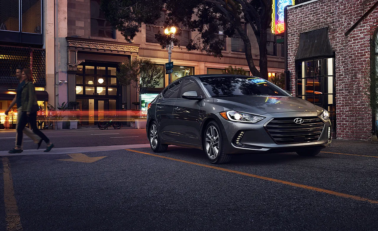 Đánh giá xe Hyundai Elantra 2017