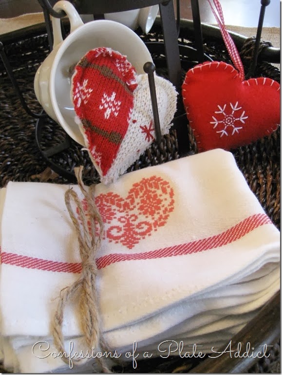 CONFESSIONS OF A PLATE ADDICT Valentine Centerpiece CONFESSIONS OF A PLATE ADDICT Valentine Centerpiece