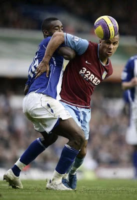  Johan Djourou - Gabriel Agbonlahor ,Birmingham City - Aston Villa