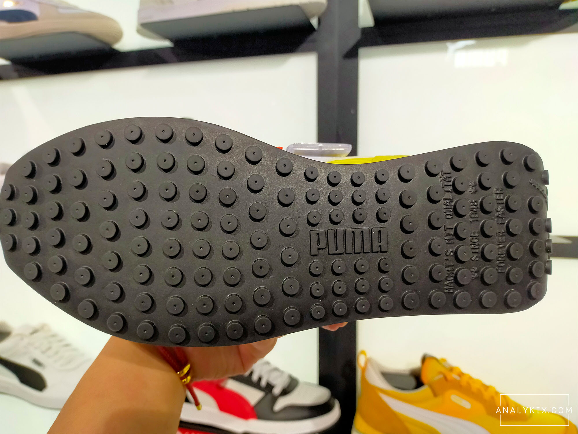 retro outsole of the Puma Future Rider