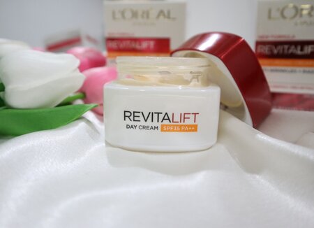 Loreal Revitalift Day Cream SPF 35 PA ++ Review
