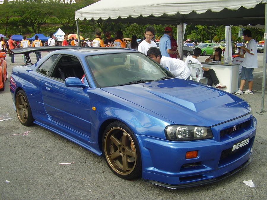 skyline r34 blue. Blue color Skyline R34,