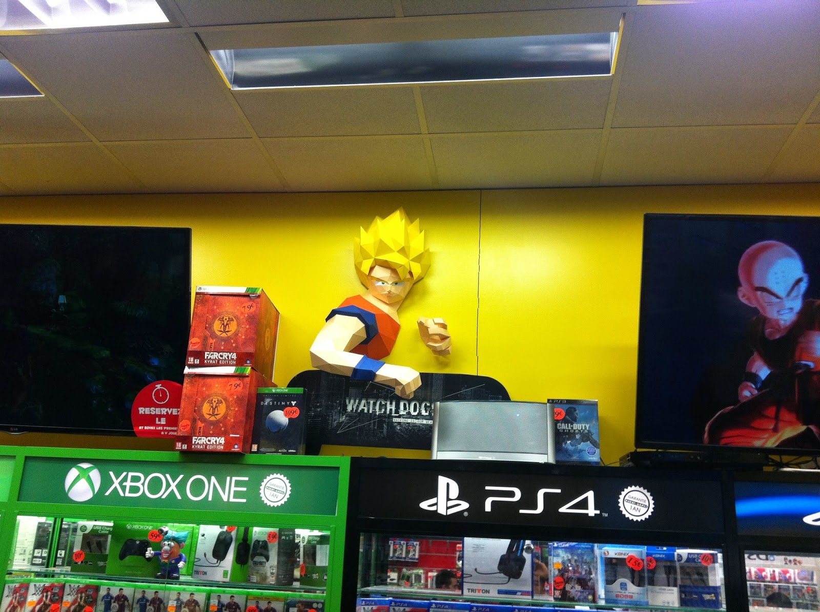sculpture songoku goku maxxi games papier paper pepakura polygone lowpoly