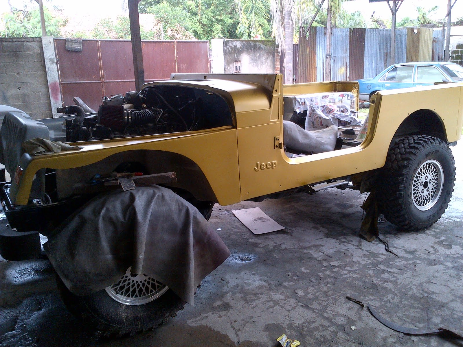Modifikasi Jeep HCS Autosports Bengkel Body Repair Cat Mobil