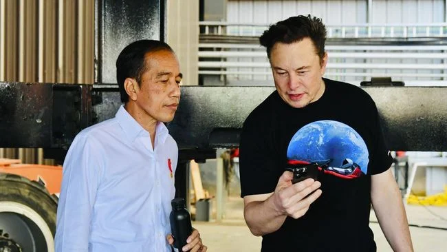 Duh! Jokowi Susah Payah Lobi Elon Musk, Eh Kini Ada Yang Minta Tesla Tak Investasi di RI