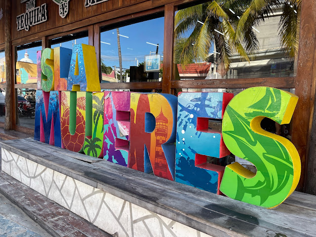 Isla Mujeres sign