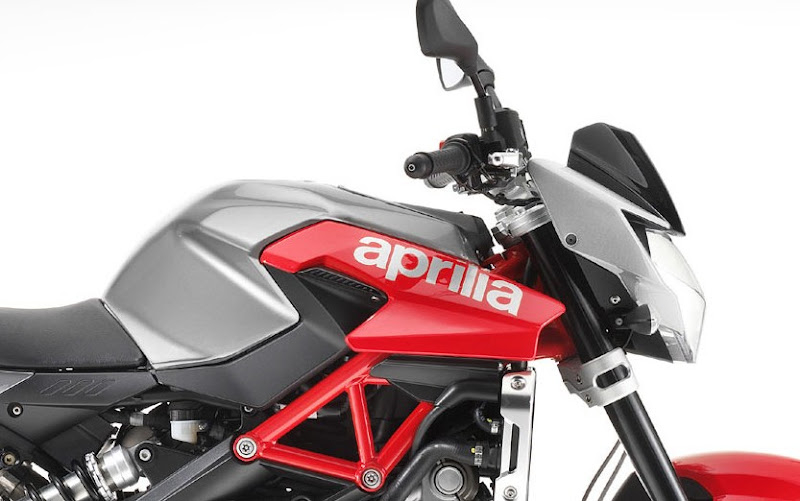 NEW APRILIA SHIVER 750 (2010)