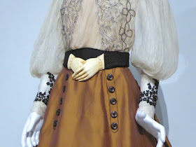 Edith Cushing Crimson Peak hand belt costume detail