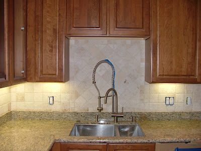 Tile Countertop Ideas on Tumbled Marble Tile Backsplash    Images