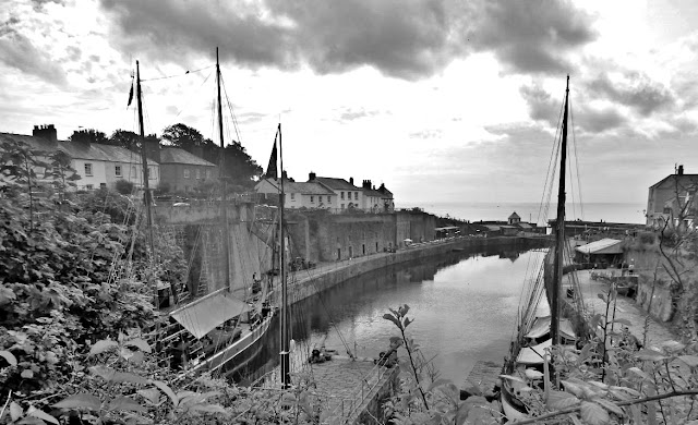 How Charlestown, Cornwall looks today in black and white.