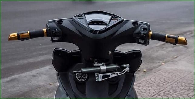 Stabiliser Stang Dari Belakang - Tip Modifikasi Yamaha Jupiter MX King Exciter Gaya Balap MOTO GP Sporti Keren Abis
