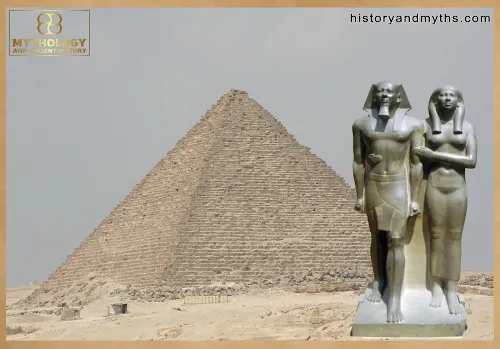 Pyramid-of-Menkaure-and-statue-of-Menkaure-and-Queen-Khamerernebty-II