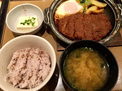 やよい軒 味噌かつ煮定食