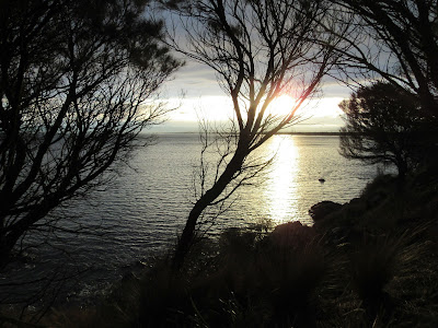 Atardecer desde Coles Bay, en Freycinet National Park, en Tasmania