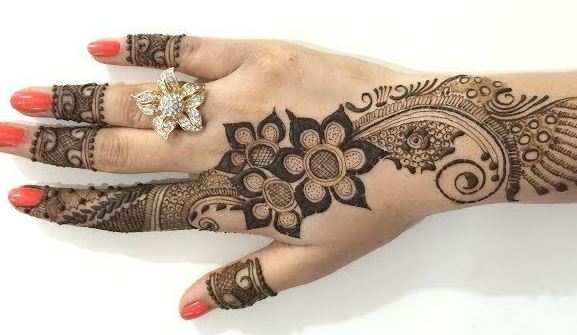 Mehndi Designs For Hands