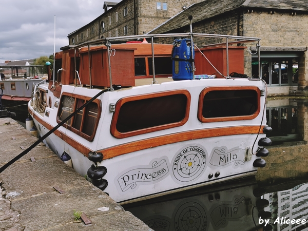 atractie-turistica-Leeds-Granary-Whraf