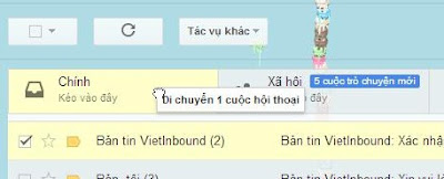 5 phương án để thư vào Primary Tab - giữ chuột trái lên email và kéo thả từ tab này sang tab khác